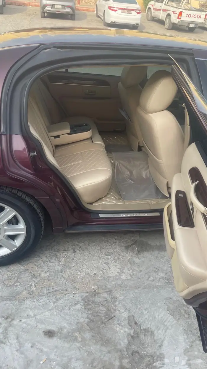 لنكون تاون كار2011 لارج 12