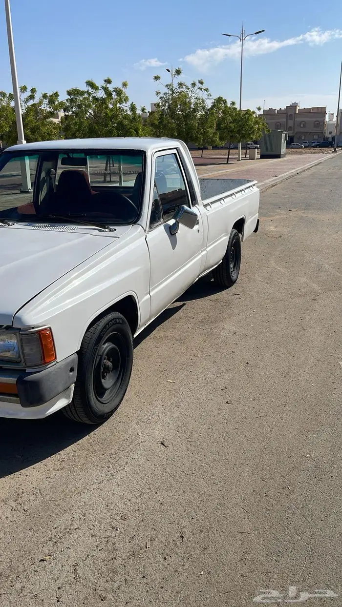 هايلكس مديل 85 1