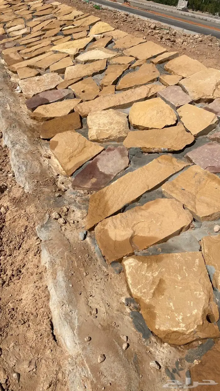 عمال احجر الطبيعي 5