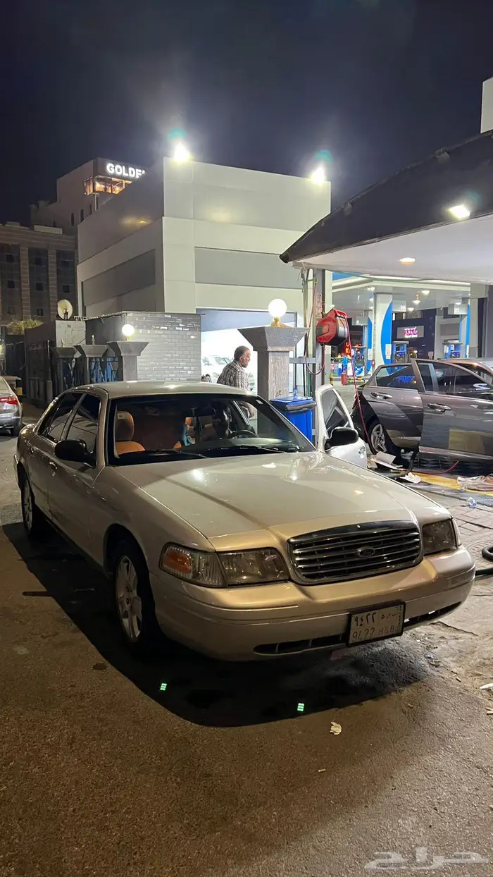 فورد فكتوريا نضيف 2011 0