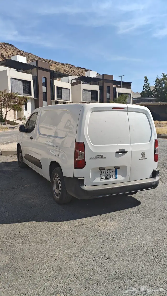 بيجو بارتنر 2020 12