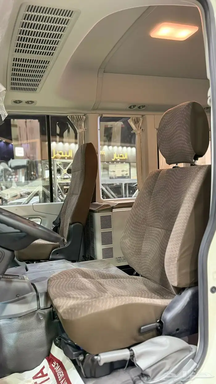 تويوتا كوستر 2025 6