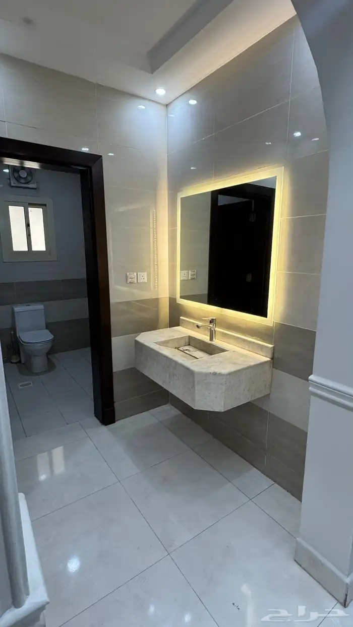 شقة راقية للايجار السنوي بحي التيسير قريبة من الخدمات 2