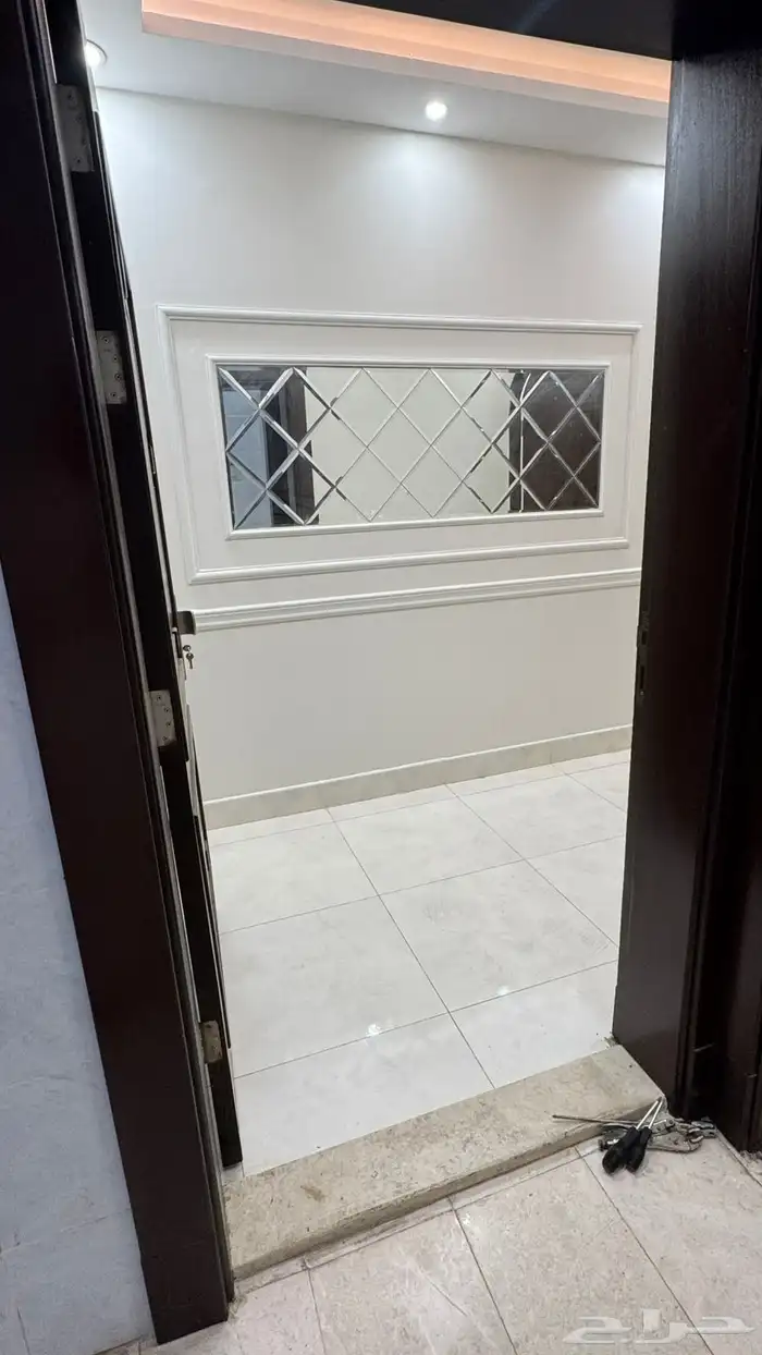 شقة راقية للايجار السنوي بحي التيسير قريبة من الخدمات 9