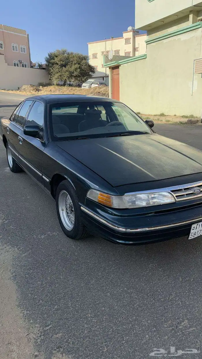 فورد فكتوريا موديل 97 نظيف جدا من برا ومن جوا 1