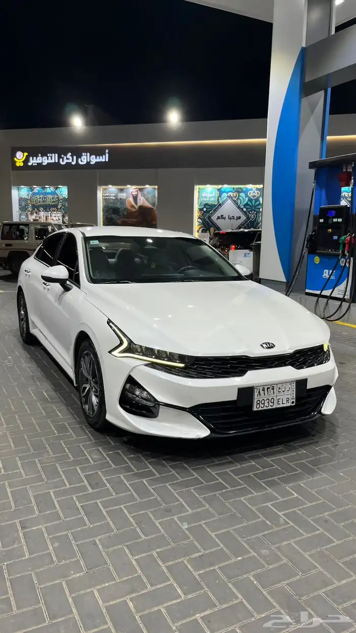 kia k5 نص فل 0