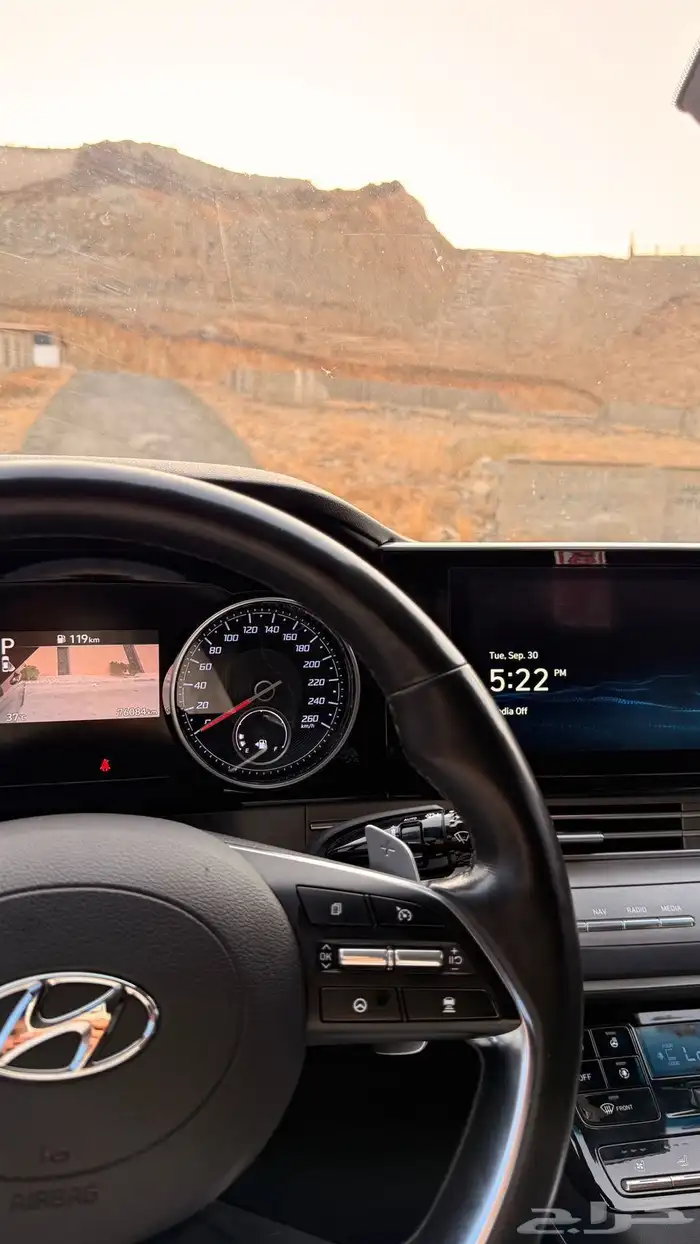 هيونداي ازيرا 2021 ( بنزين) v6 فل كامل 8