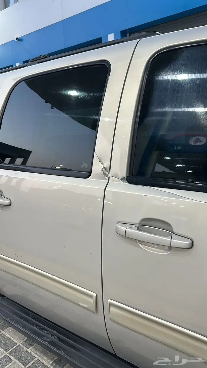 يوكن طويل 2011 ذهبي فاتح 4