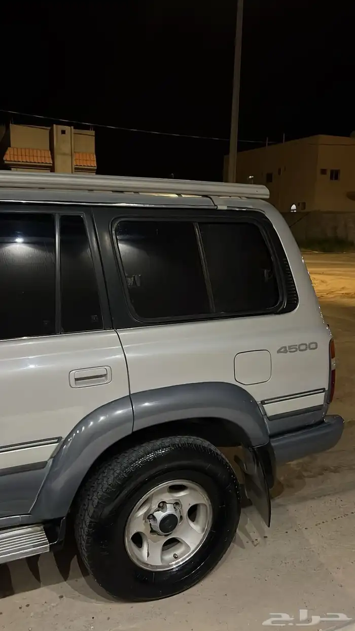 نظيف الجيب من الصدام لصدام بس فيه ونه بالكرونه موديل 97 6