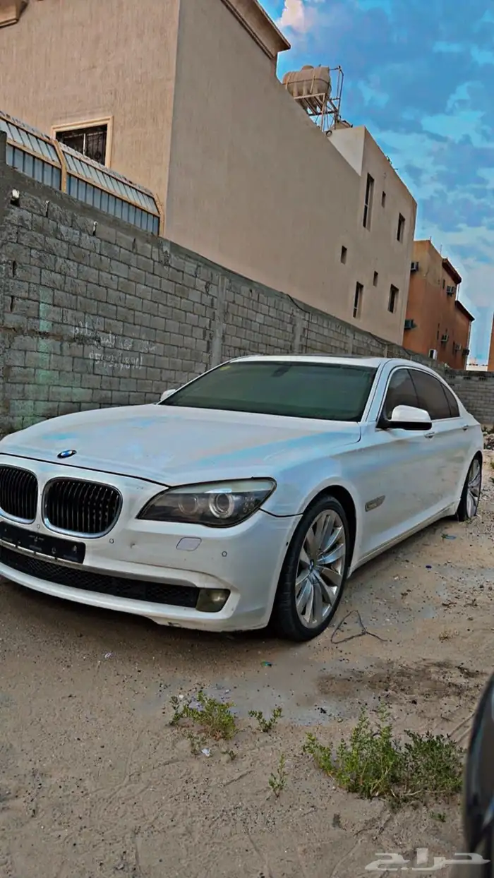 بي ام 2011 مصدوم 1