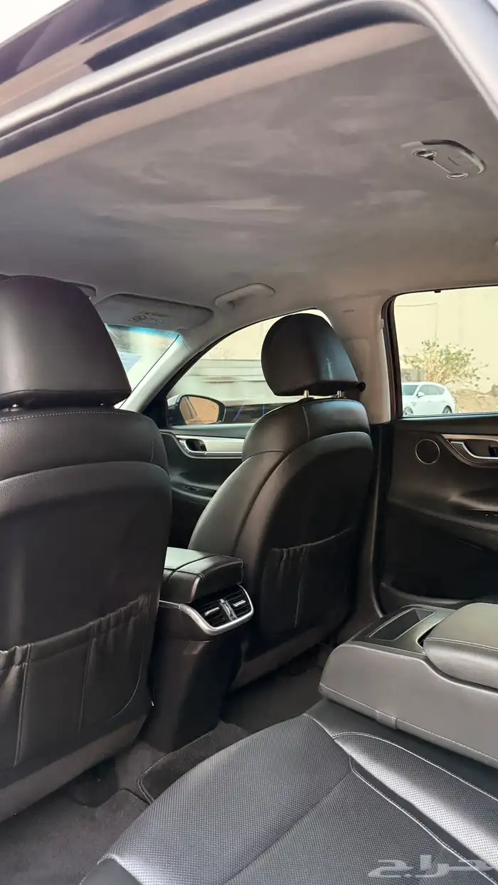 هيونداي ازيرا 2023 ( بنزين) v4 فل كامل 15