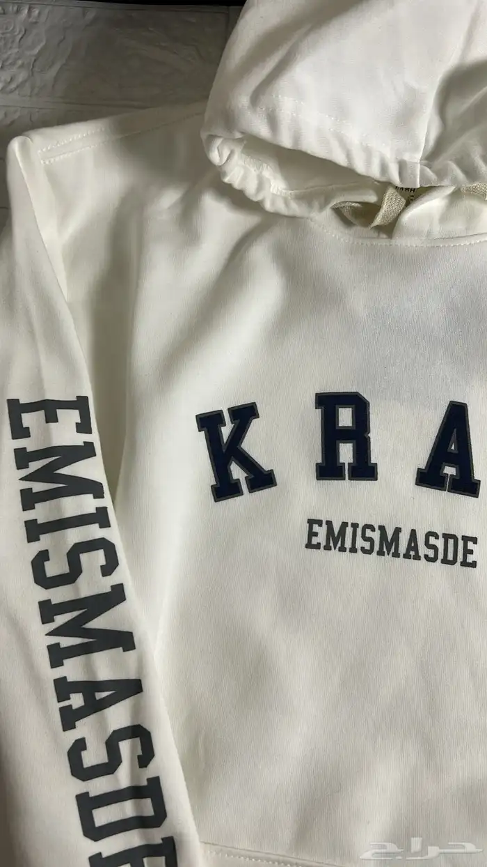 بلوفرات للبيع كاملة جديدة جميع المقاسات 0