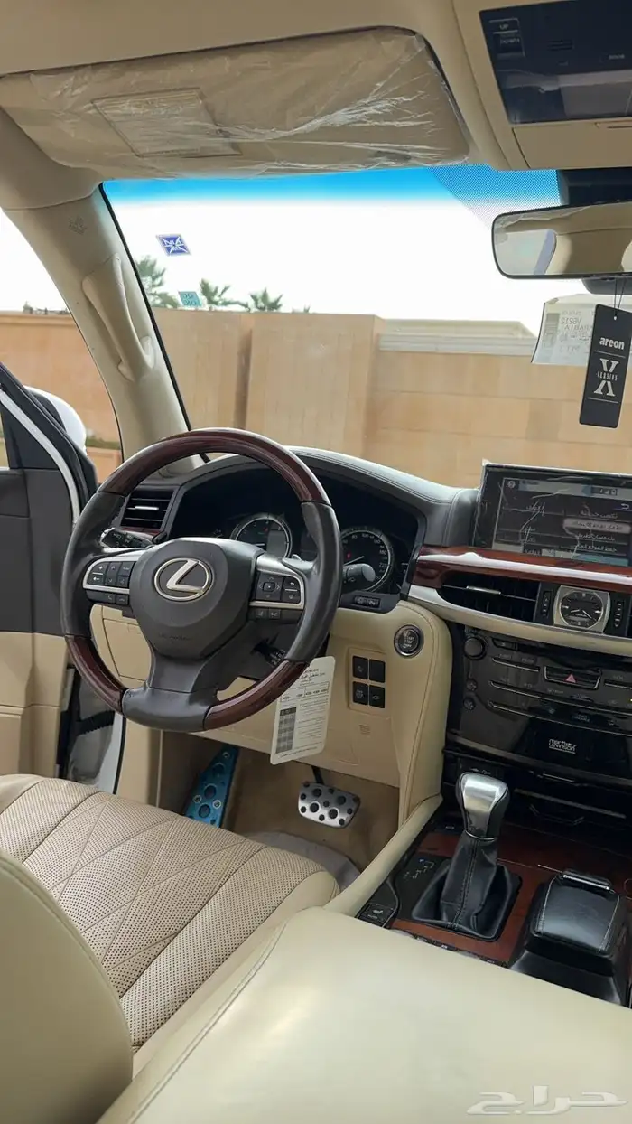 لكزس 2020 بلاك ادشن بريمي 18