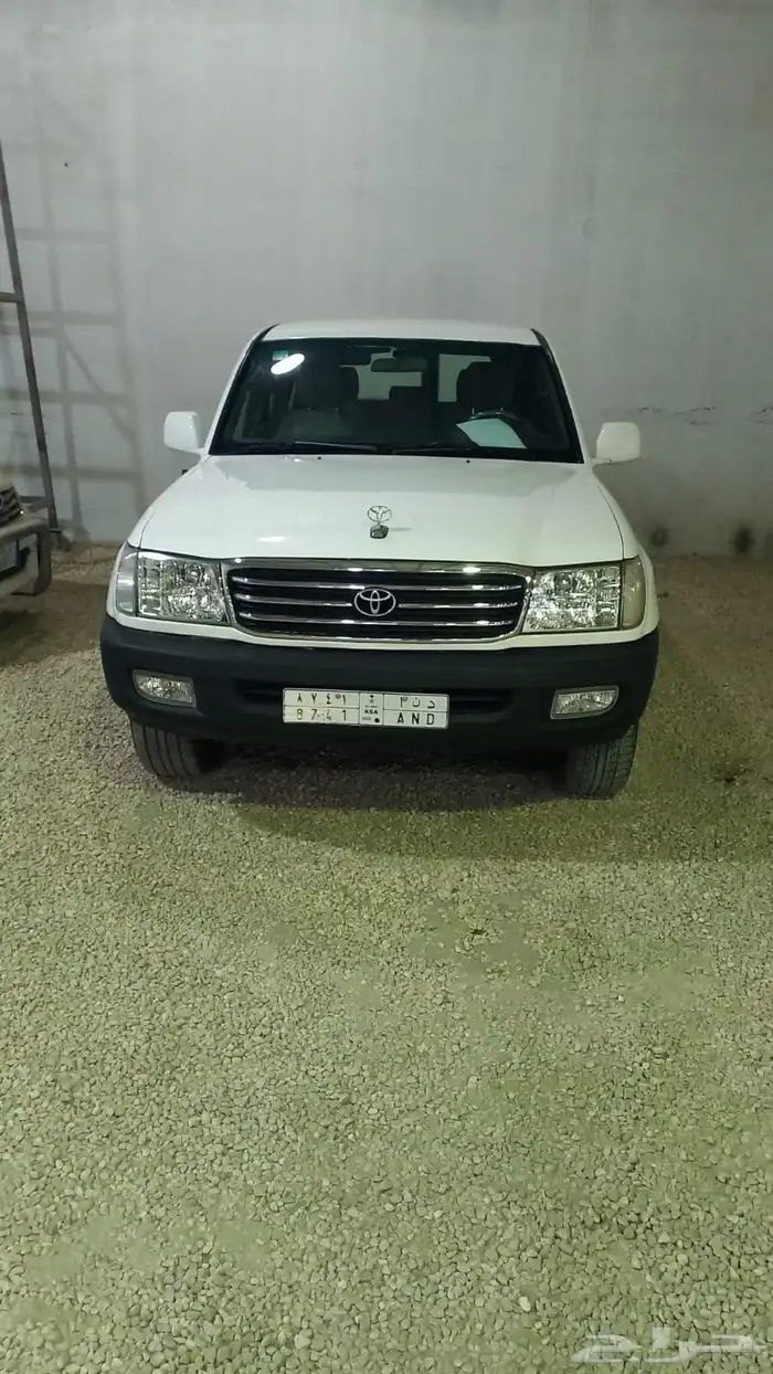 لاندكروزر صالون جي اكس 99 0