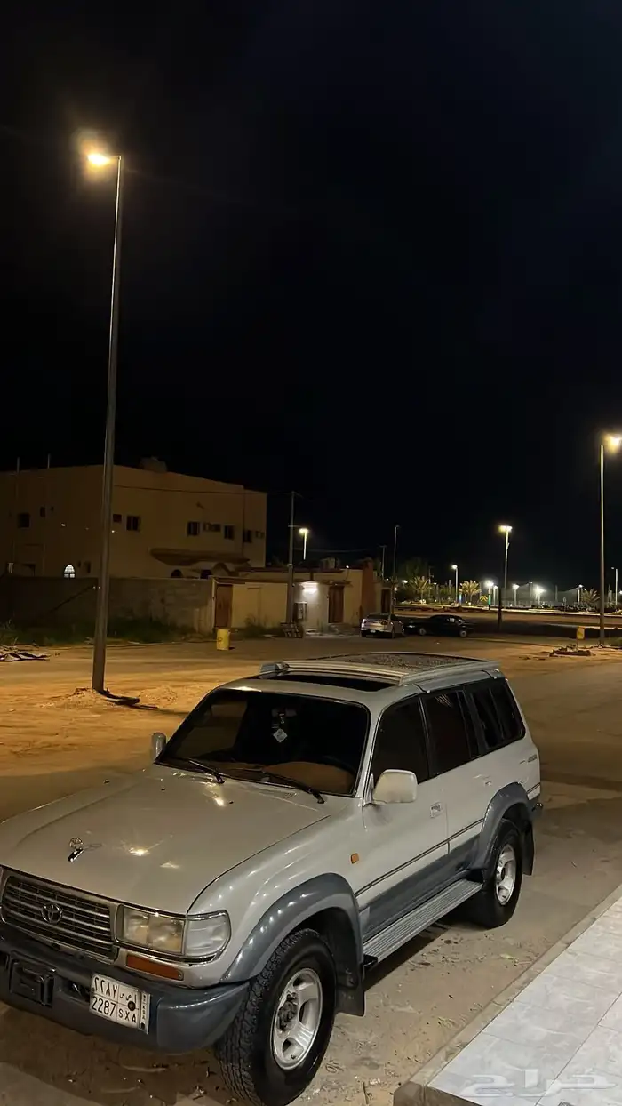 نظيف الجيب من الصدام لصدام بس فيه ونه بالكرونه موديل 97 2