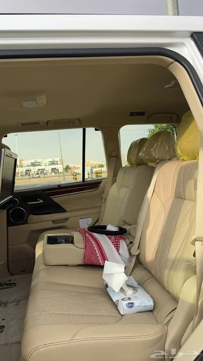 لكزس 2020 بلاك ادشن بريمي 12