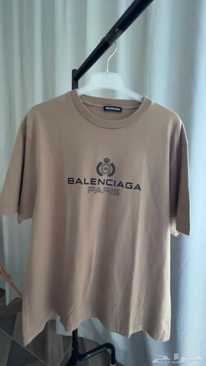 تيشرتات براندات عالميه رجالي ونسائي اصليه 2