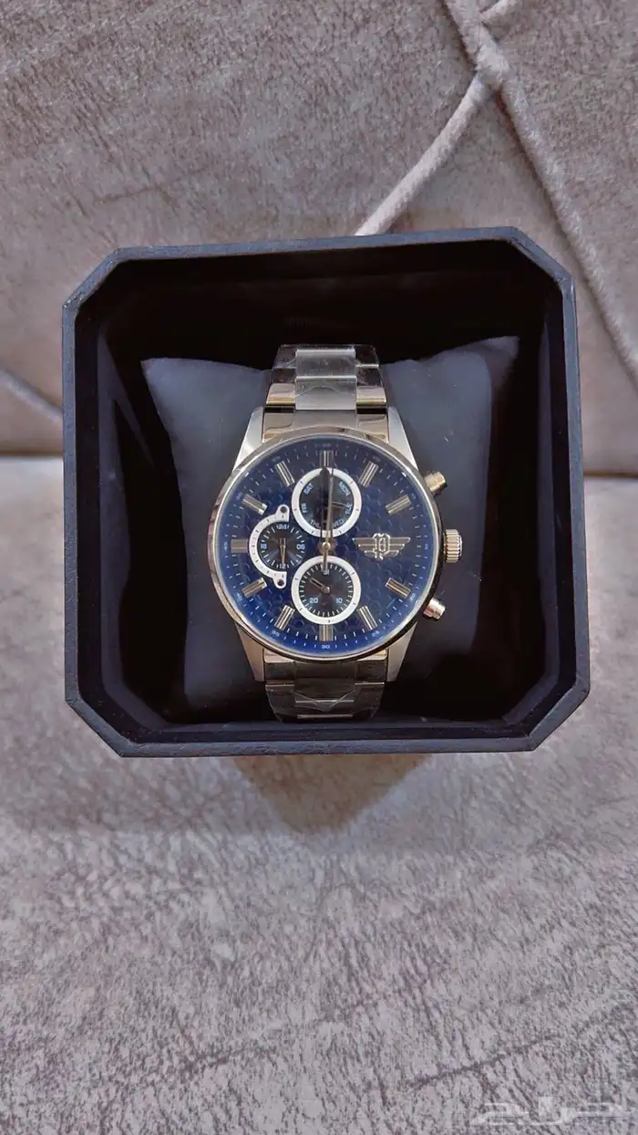 سبح ساعات اساور. اصلي وماركات 0