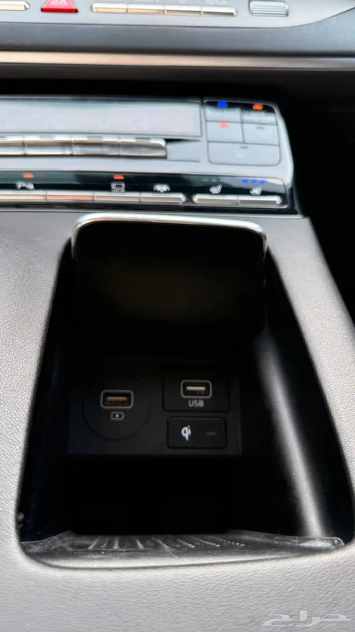 هيونداي ازيرا 2021 ( بنزين) v6 فل كامل 9