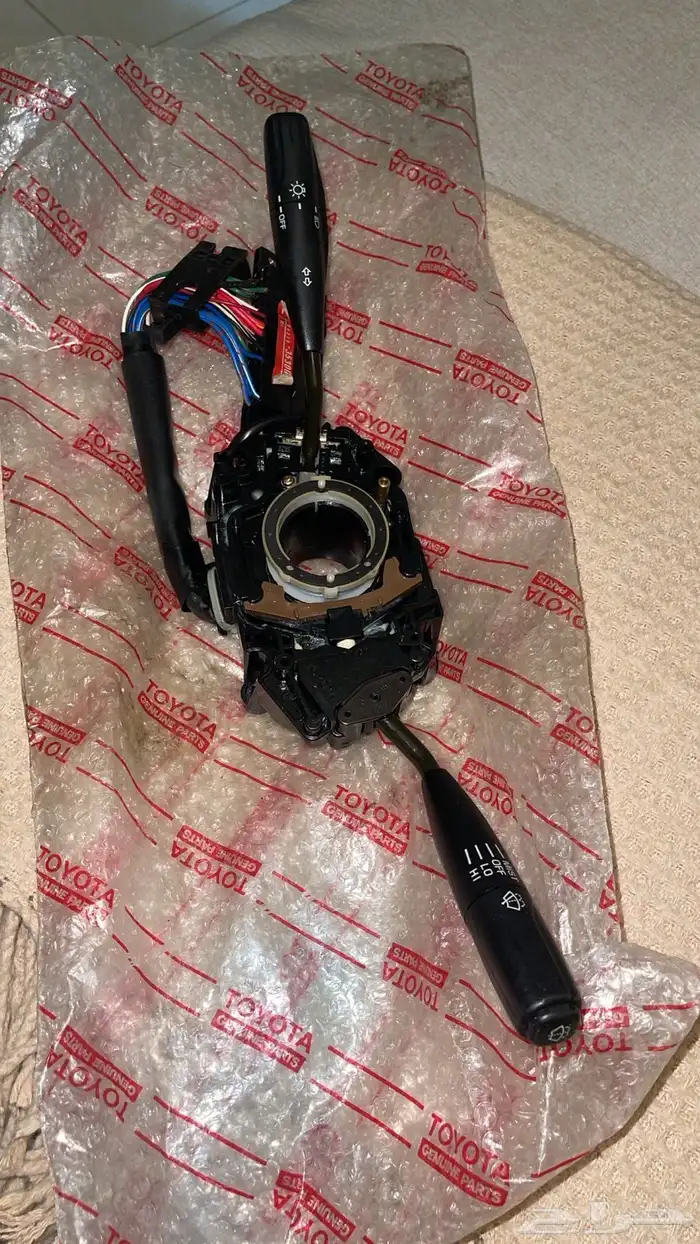 مجموعة الانوار و المساحات هايلكس 89-97 0