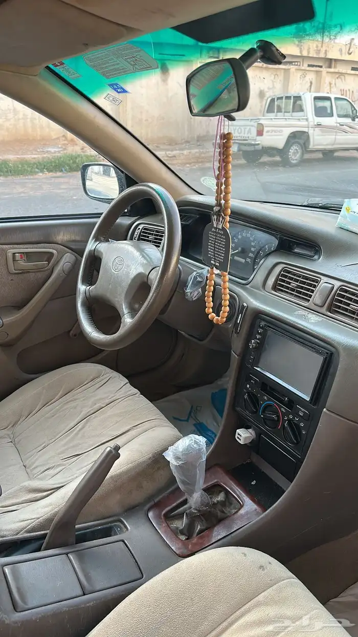 كامري 2002 ابيض نظيف 2