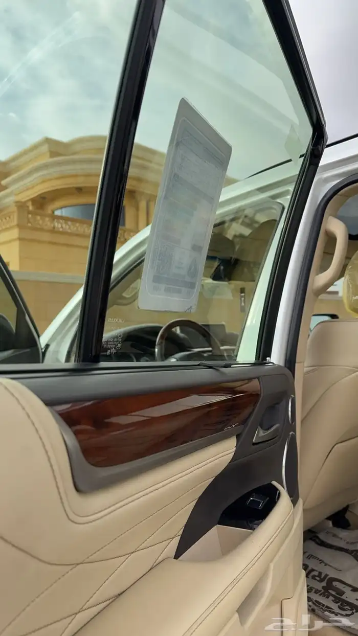 لكزس 2020 بلاك ادشن بريمي 14