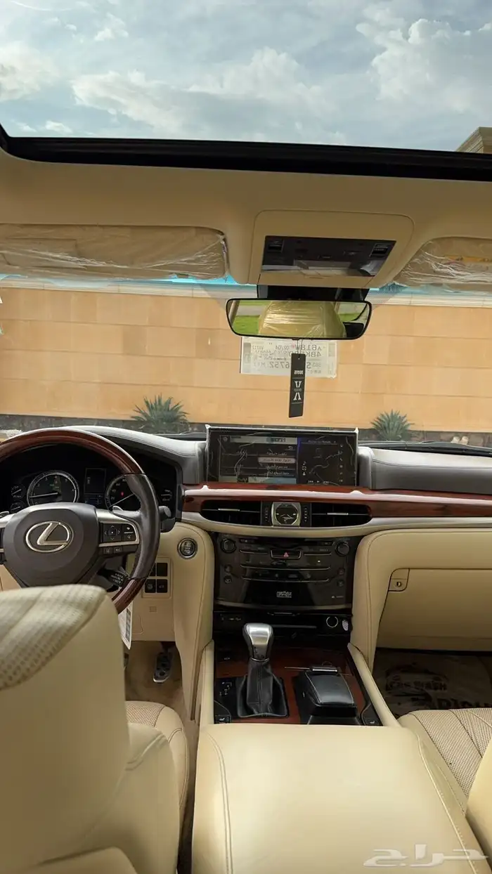 لكزس 2020 بلاك ادشن بريمي 16