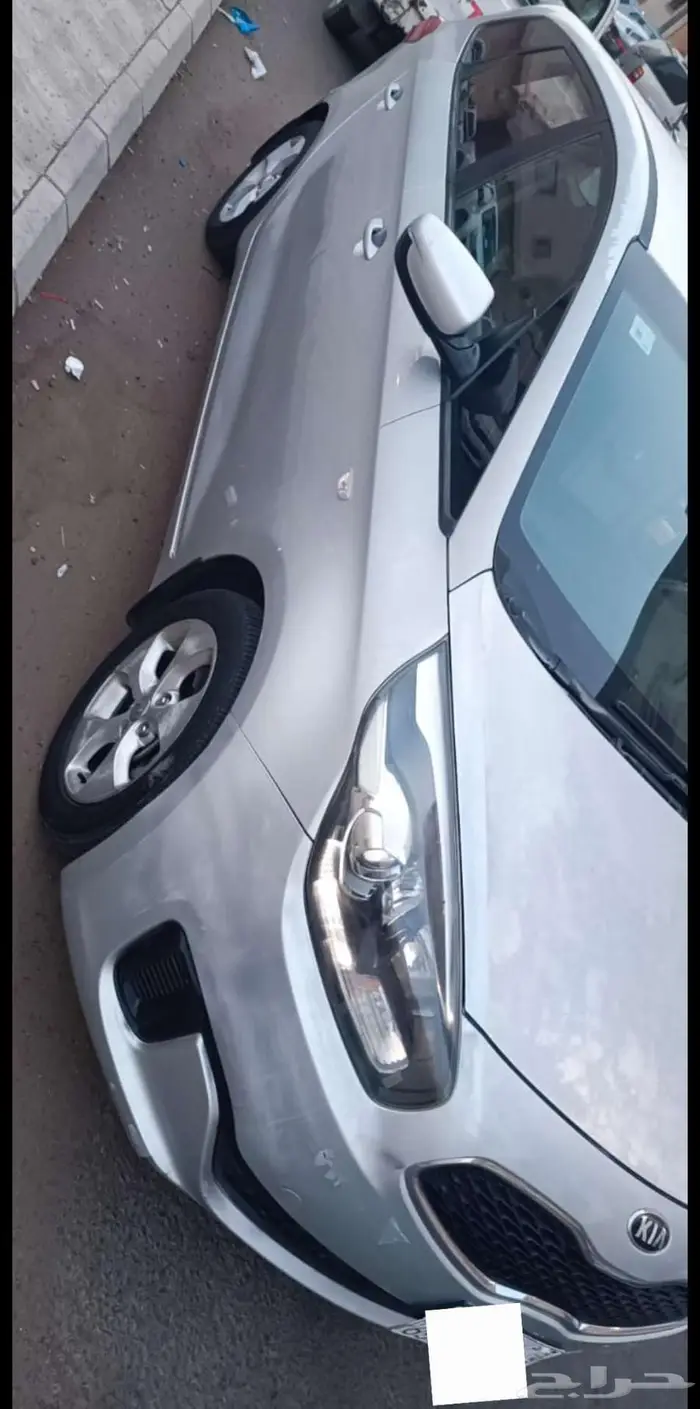 كيا كارينز 2015 4