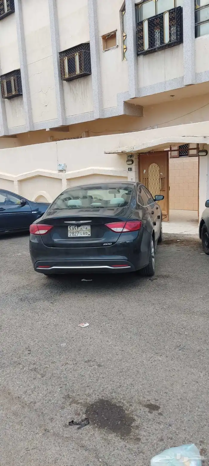 سيارة كرايزلر c200 موديل 2016 4