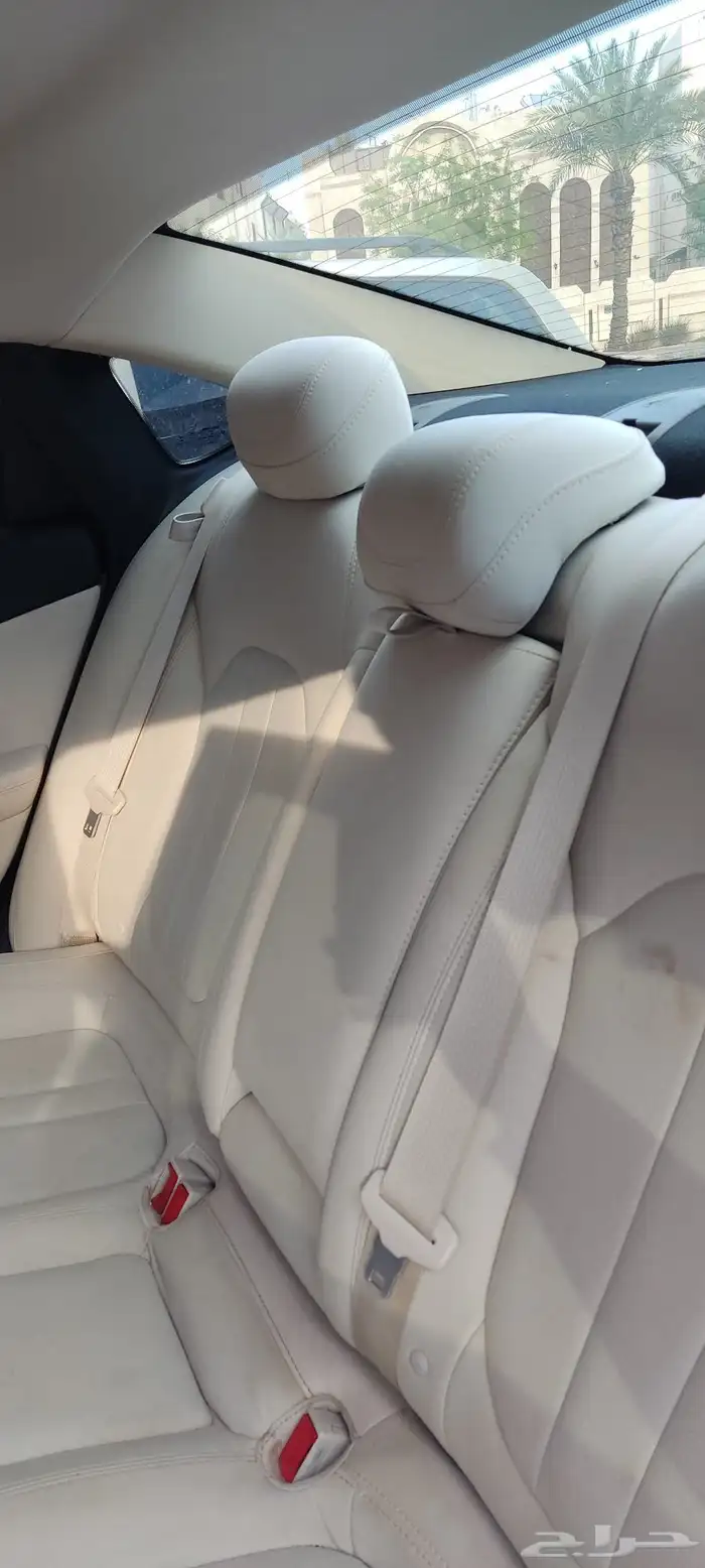 سيارة كرايزلر c200 موديل 2016 6