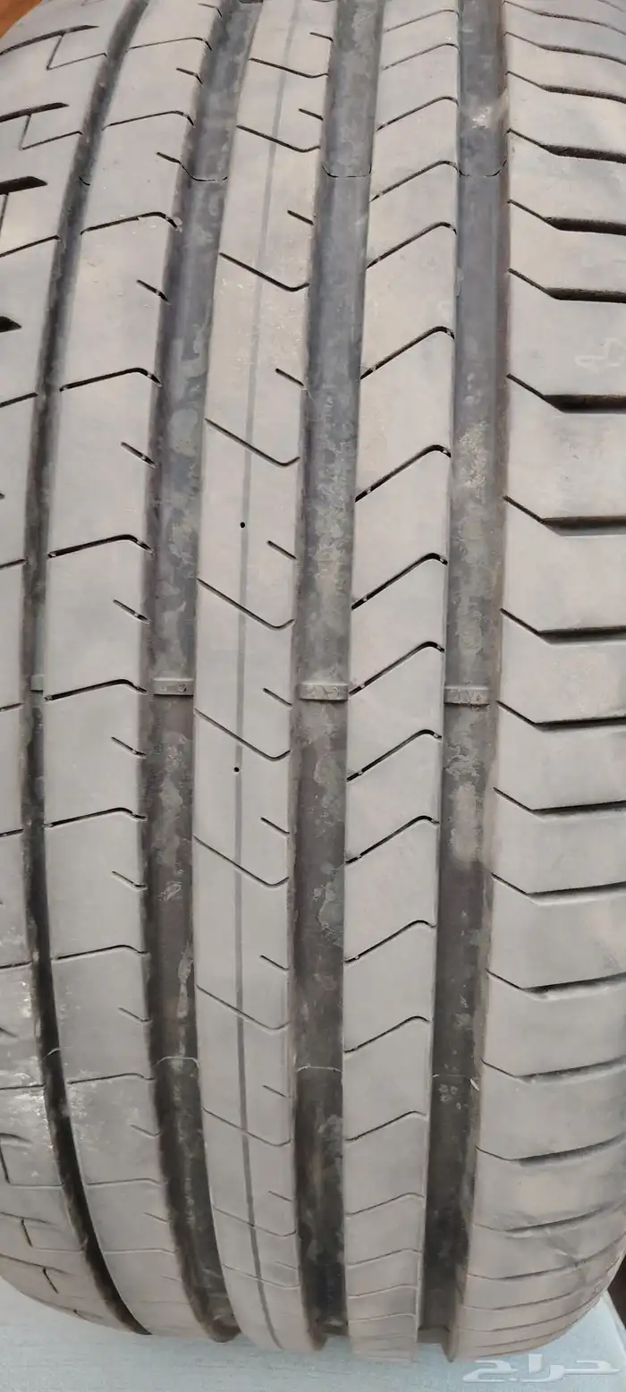 كفرات مستعمل نضيف مقاس 255 35 21 1