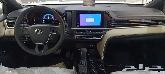 تويوتا- كامري- LE- بنزين -2025-بطاقه-سعودى 1