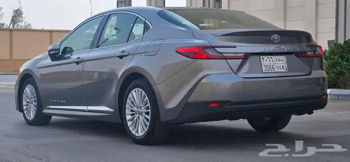 تايوتا كامري 2025سعوديهLEبنزين غاية المستخدم 15