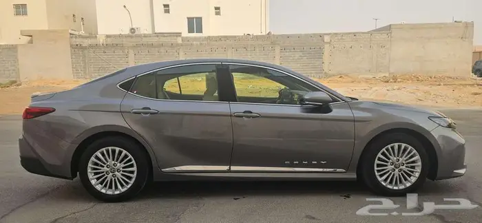 تايوتا كامري 2025سعوديهLEبنزين غاية المستخدم 11