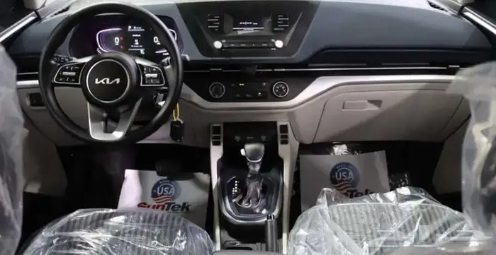 كيا كارينز مودديل 2025 فئة الجي ال عرووض نهايه السنه 4