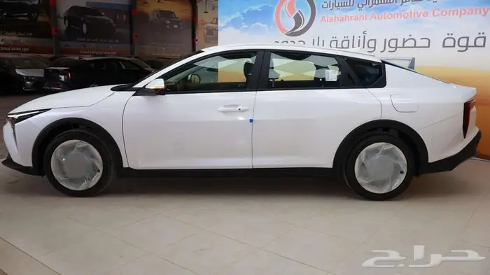 كيا كي 4 نص فل 2.0 موديل 2026 19