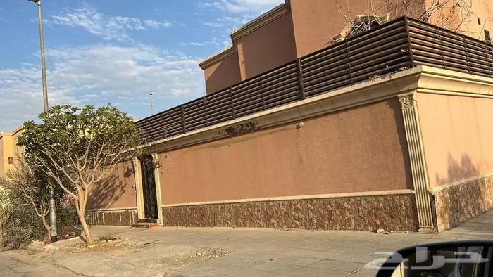 فلة للبيع بحي الجزيرة 1