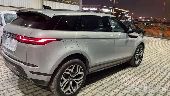 رنج روفر ايفوك L موديل 2024 5