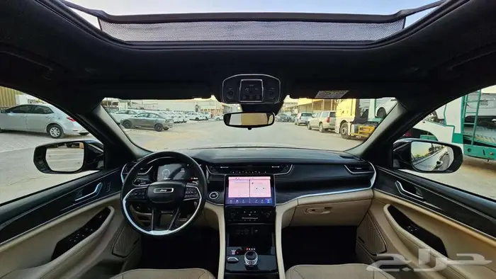 جيب جراند شيروكي 2023 ليمتد 18