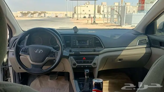 للبيع هيونداي النترا 2017 5