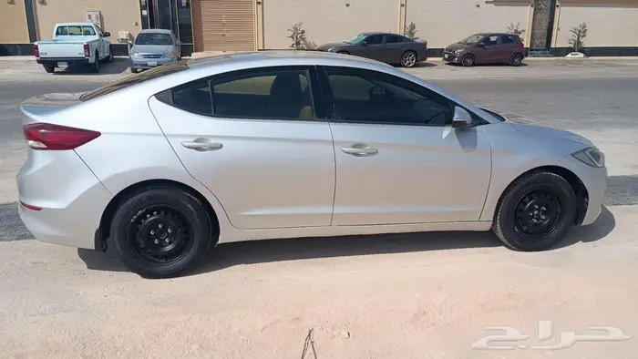 للبيع هيونداي النترا 2017 2