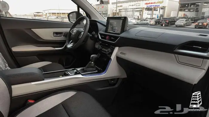 تويوتا فيلوز بنزين 2025 14