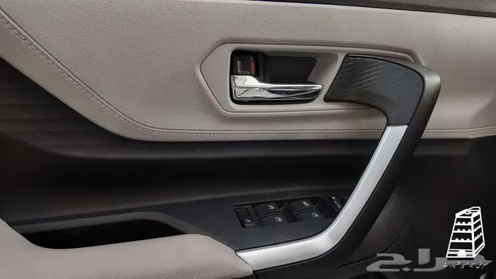 تويوتا فيلوز بنزين 2025 10