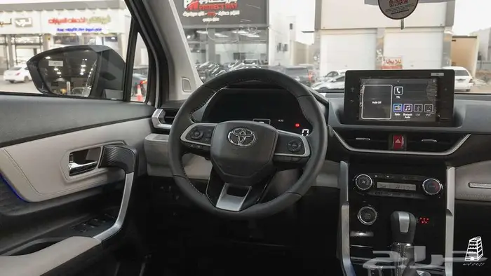 تويوتا فيلوز بنزين 2025 15