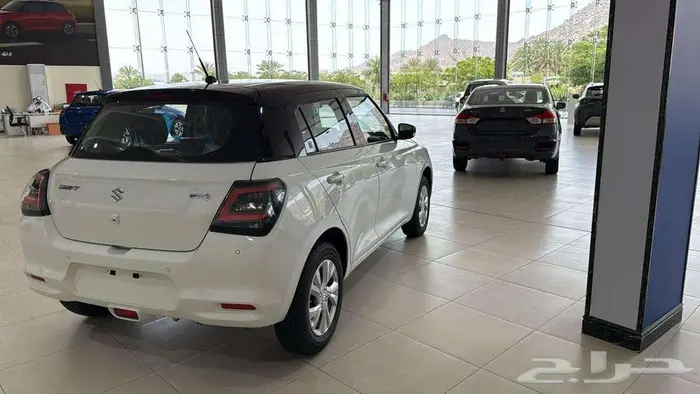 سوزوكي سويفت GLX -GL 2025 1