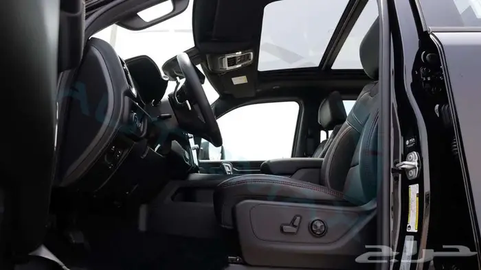 2025 دودج رام 1500 ريبيل اكس خليجي اصفار مع ضمان 8