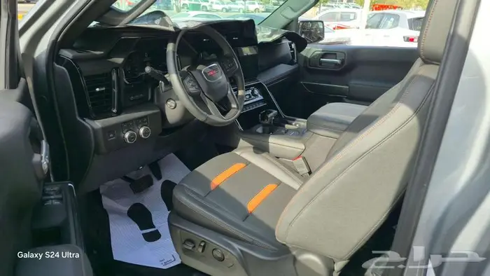 GMCسيرا AT4 موديل 2025 تسليم فوري 4