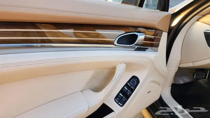 بورش باناميرا تيربو 2010 14