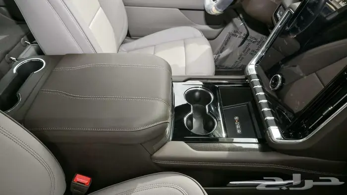 جي إم سي يوكن إليفيشن 2025 دفع خلفي 6