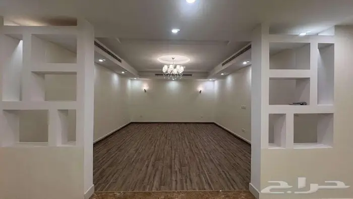 للبيع فيلا راقية بحي الفيصلية 1